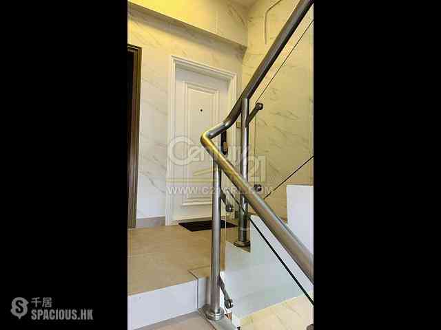 Chung Hom Kok - Hillgrove 14