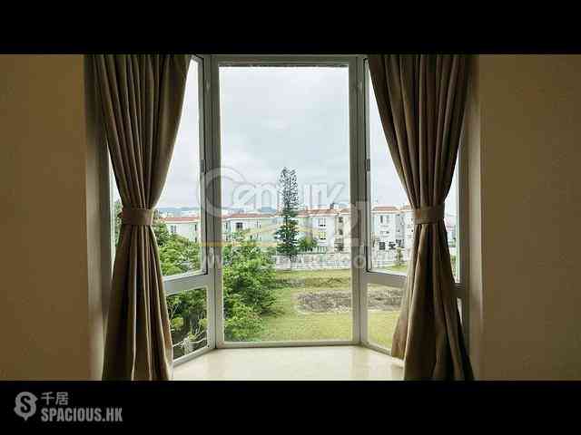 Chung Hom Kok - Hillgrove 20