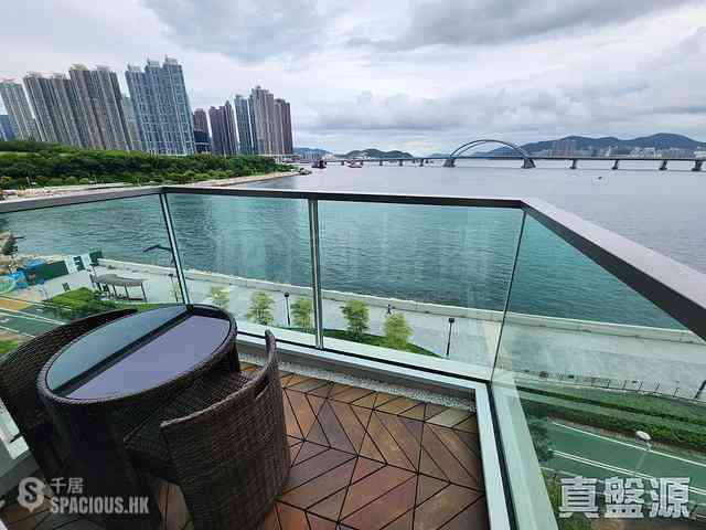 Tseung Kwan O - Monterey 01