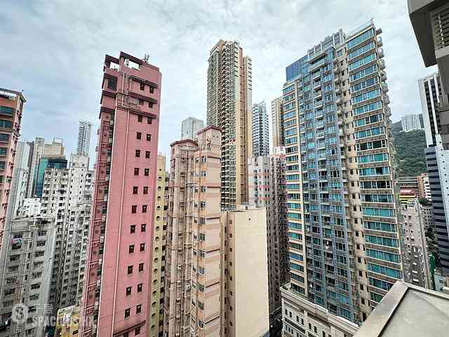 Wan Chai - The Avenue Phase 2 Block 3 07