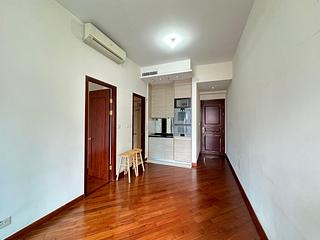 Wan Chai - The Avenue Phase 2 Block 3 06