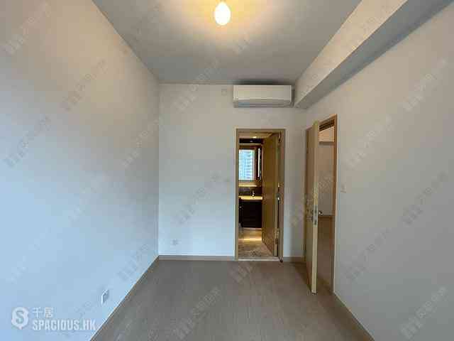 Wong Chuk Hang - The Southside Phase 2 La Marina 05