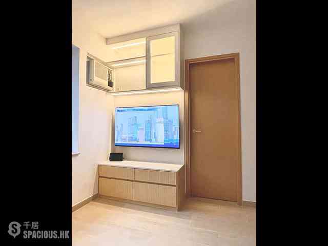 Quarry Bay - Westlands Court Ngar Lan Mansion 05