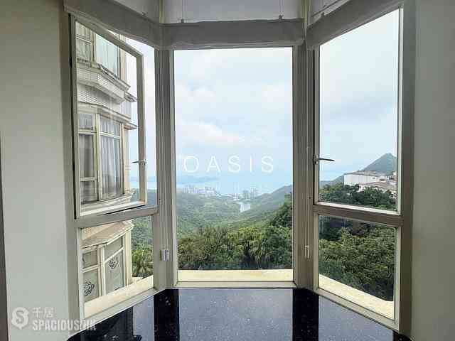 The Peak - The Mount Austin 15