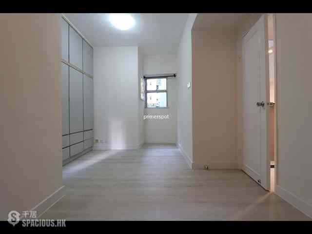 Wan Chai - Manrich Court 05