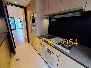 Mid Levels Central - Arezzo 16
