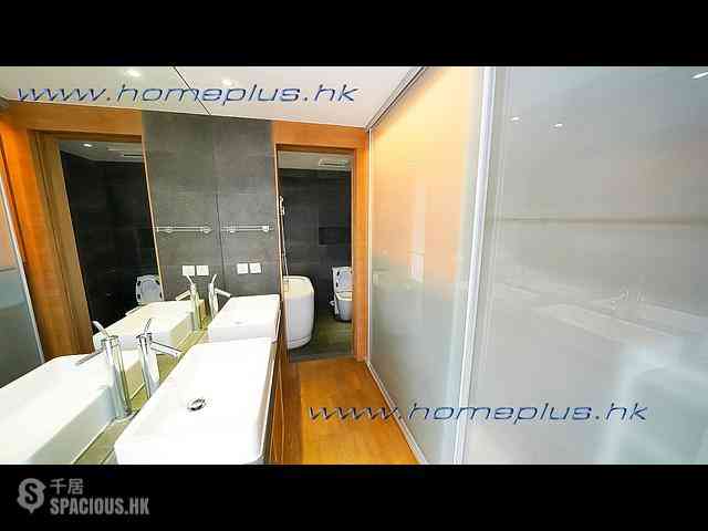 Clear Water Bay - Little Palm Villa 09