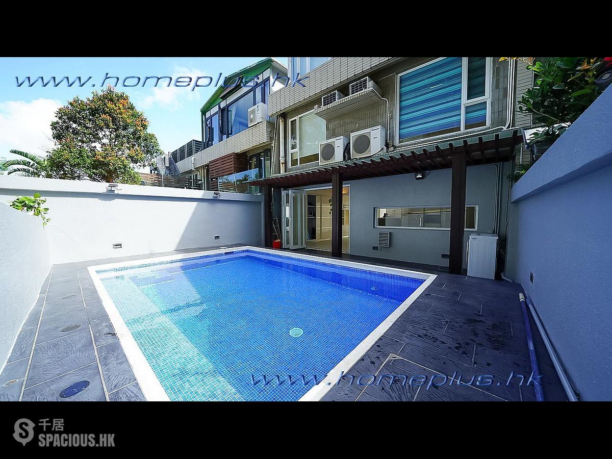 Clear Water Bay - Little Palm Villa 01