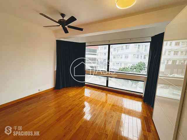 Pok Fu Lam - 3, Consort Rise 12