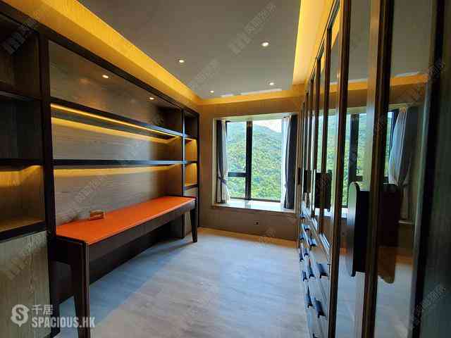 Jardines Lookout - 3, Repulse Bay Road 13