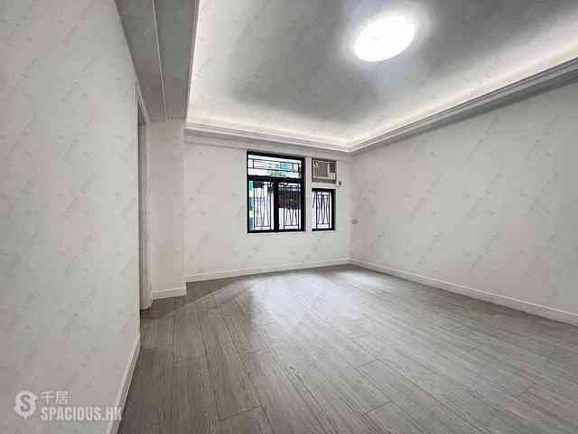 Mid Levels Central - Right Mansion 04