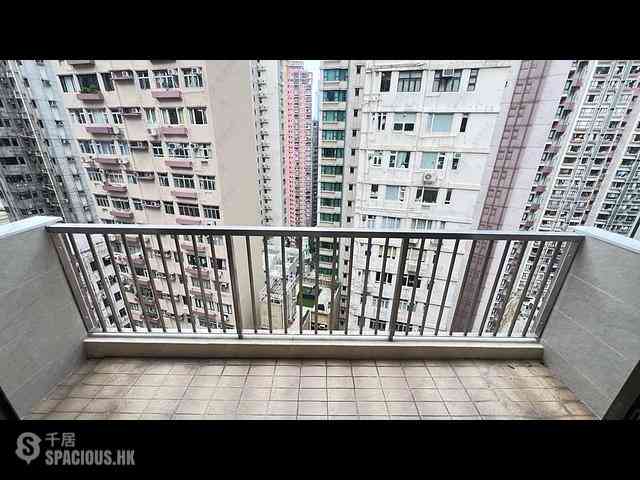 Mid Levels Central - Right Mansion 08