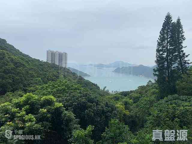 Repulse Bay - Sea Cliff Mansions 02