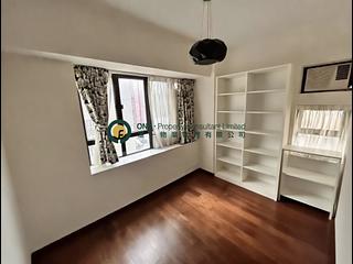 Mid Levels Central - Robinson Heights 06