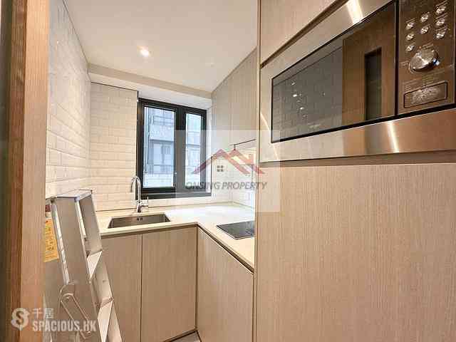 Wan Chai - Star Studios II 05