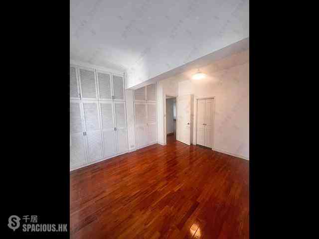 Mid Levels Central - Hong Lok Mansion 03