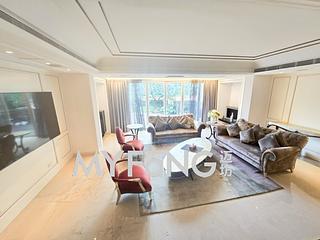 The Peak - Strawberry Hill 08