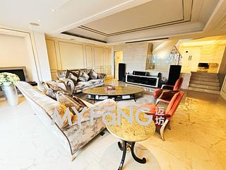 The Peak - Strawberry Hill 15
