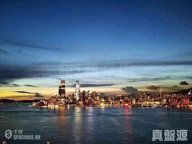 Fortress Hill - Harbour Glory 01