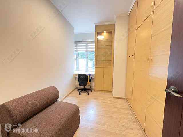 Mid Levels Central - Tregunter Tower 3 08