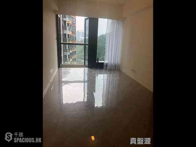 North Point - Fleur Pavilia Tower 1 04