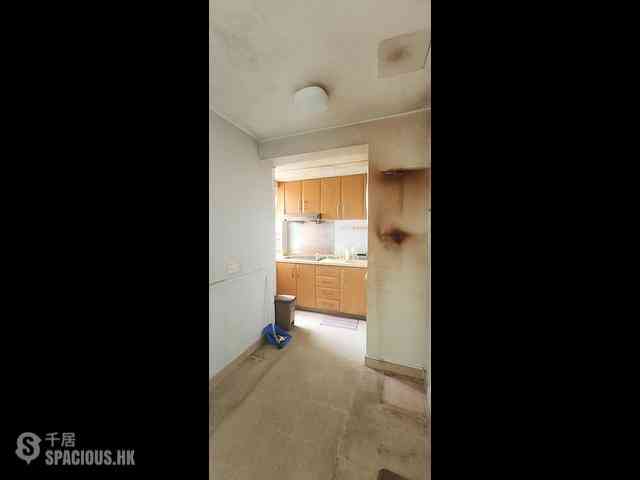 Sai Wan Ho - Tung Hei Court King Hei House (Block A) 08