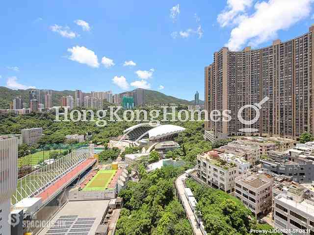 Happy Valley - Caroline Garden 02