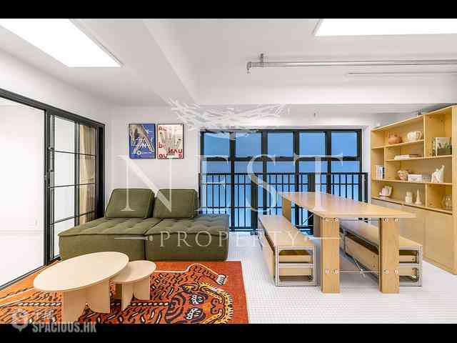 Central - 10, Gage Street 02