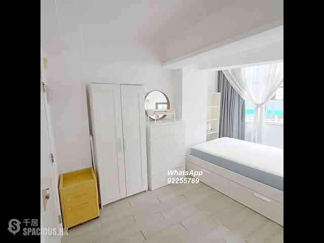 Sheung Wan - 227, Hollywood Road 04