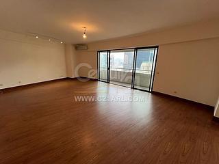 Mid Levels Central - Visalia Garden 02