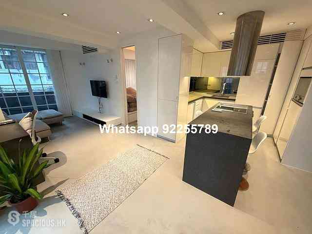 Soho - 40, Elgin Street 03