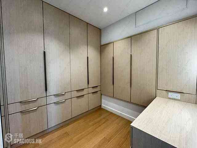 Wan Chai - The Zenith Phase 1 Block 2 02