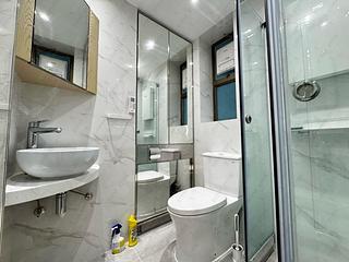 Wan Chai - The Zenith Phase 1 Block 2 03