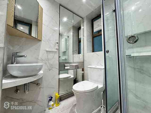 Wan Chai - The Zenith Phase 1 Block 2 03