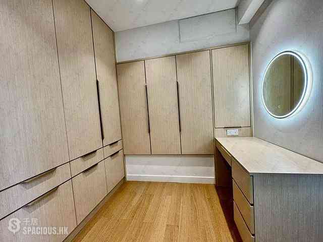 Wan Chai - The Zenith Phase 1 Block 2 04