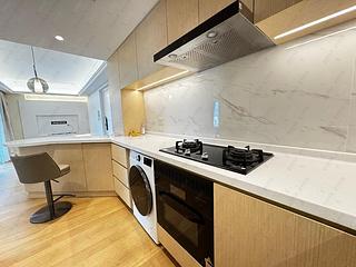 Wan Chai - The Zenith Phase 1 Block 2 06