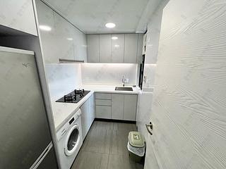 Mid Levels West - Scenic Heights Block 2 03