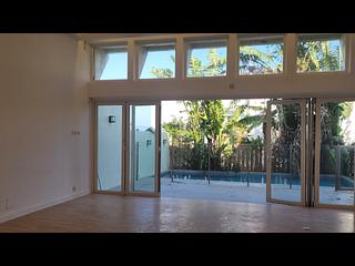 Clear Water Bay - Golden Lake Villa 05