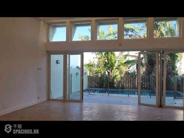 Clear Water Bay - Golden Lake Villa 05