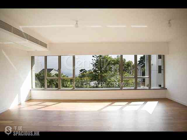 The Peak - Mount Austin Estate 02