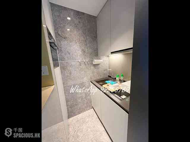 Sai Ying Pun - 15 Western Street 03