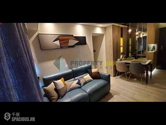 Sai Ying Pun - Centre Place 05