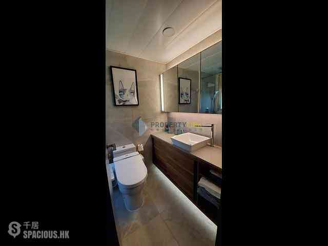Sai Ying Pun - Centre Place 11