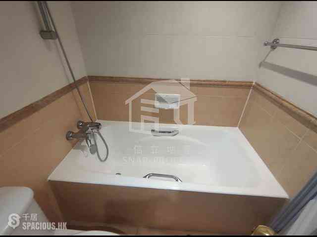 Ap Lei Chau - South Horizons Phase 4 The Oasis Berkeley Court (Block 33) 10