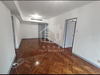 Ap Lei Chau - South Horizons Phase 4 The Oasis Berkeley Court (Block 33) 02