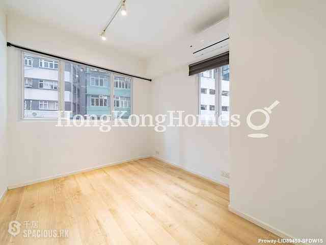 Soho - Caravan Court 08