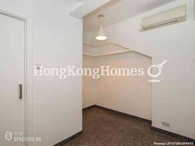 Kennedy Town - Tse Land Mansion 05