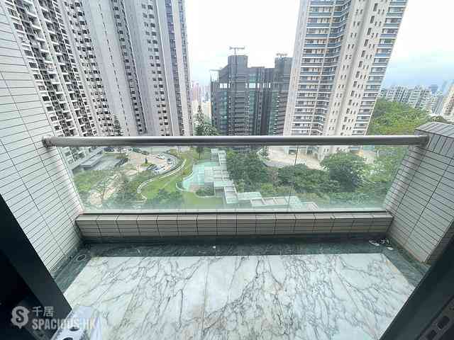 Jardines Lookout - Cavendish Heights Block 6 03