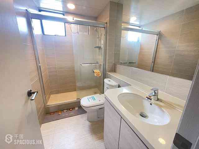 Jardines Lookout - Cavendish Heights Block 6 05