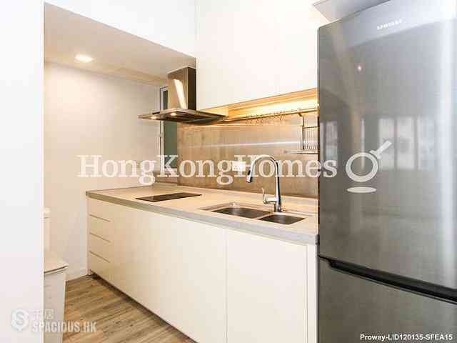 Sai Ying Pun - Sun Luen Building 06